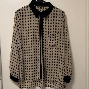 Forever 21 Black and Cream Checkered Blouse